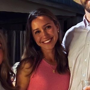 Meet your Posher, Alina